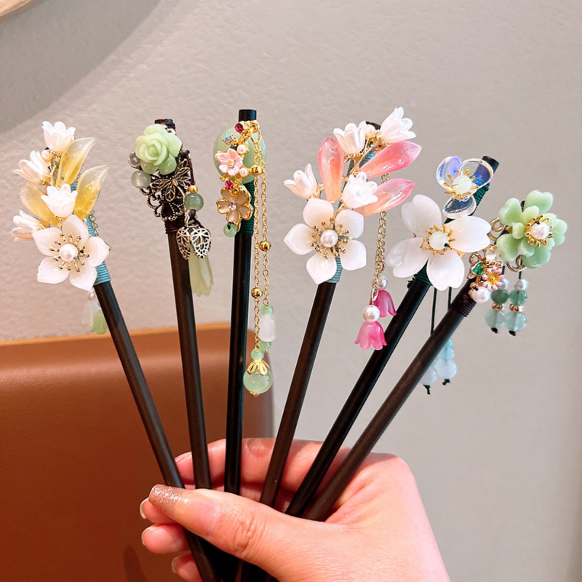Prachtige bloem kwastje houten - Supply Florist recensie en prijs